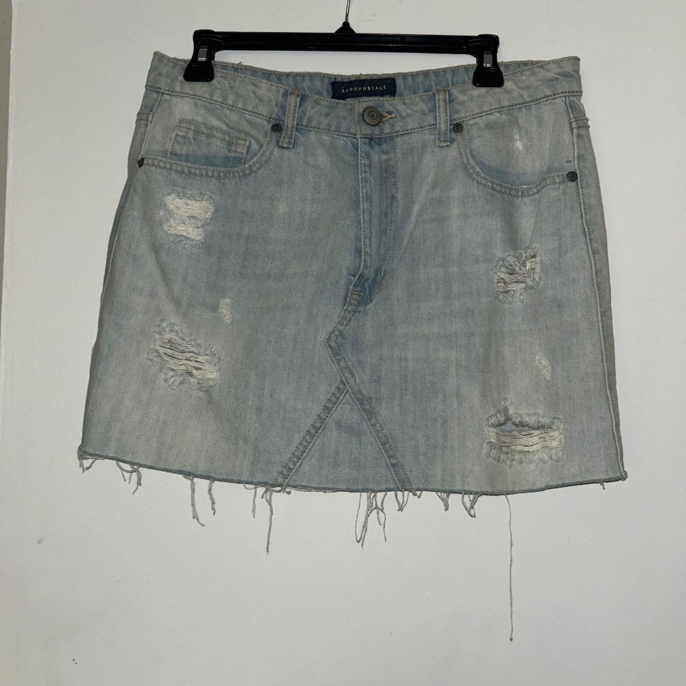 Distressed Lightwashed Skirt